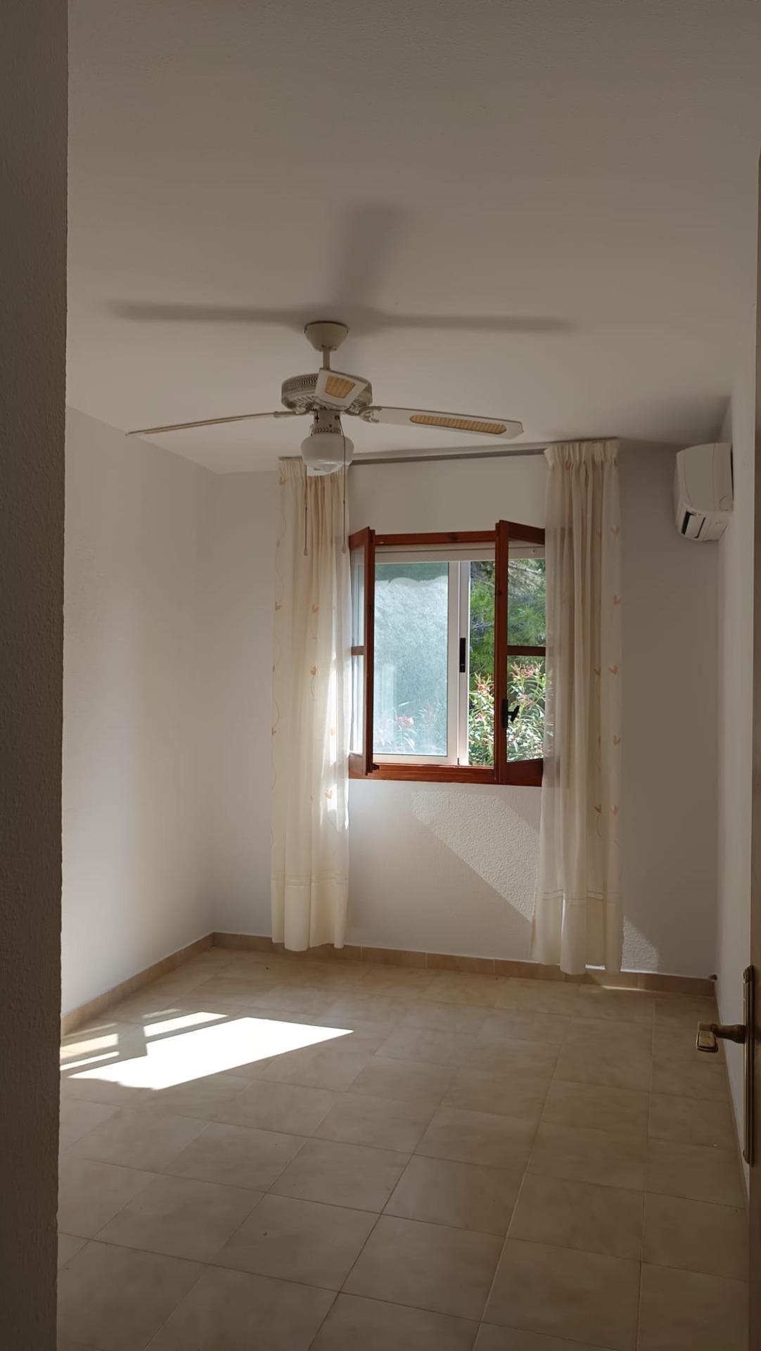 1 Bed, 1 Bath, HouseFor Sale, Torrevieja, Alicante