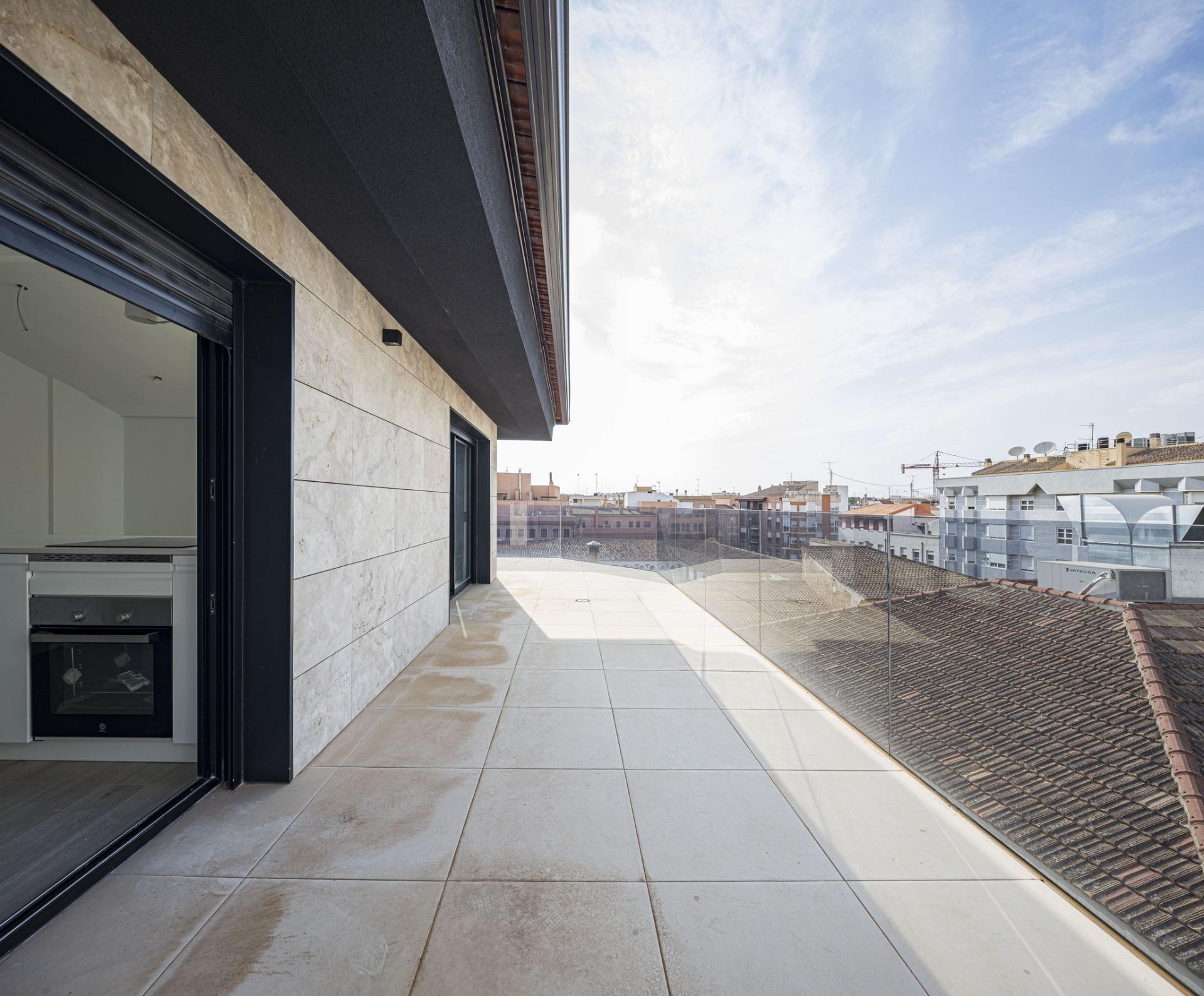 4 Bed, 2 Bath, ApartmentFor Sale, Murcia, Murcia