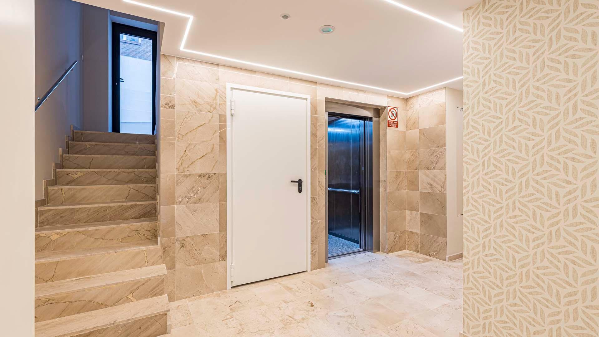 4 Bed, 2 Bath, ApartmentFor Sale, Murcia, Murcia