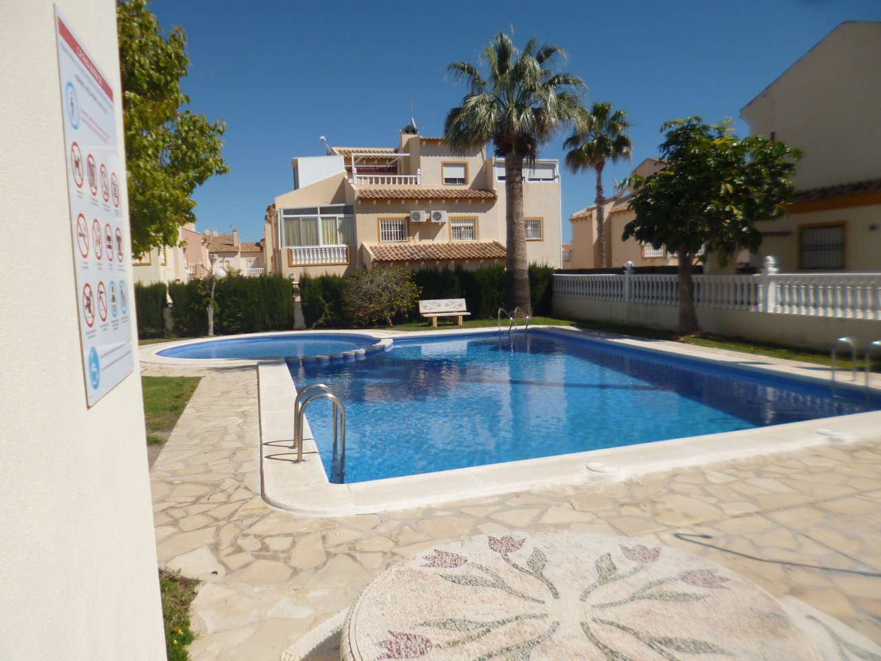 3 Bed, 2 Bath, HouseFor Sale, Playa Flamenca, Alicante