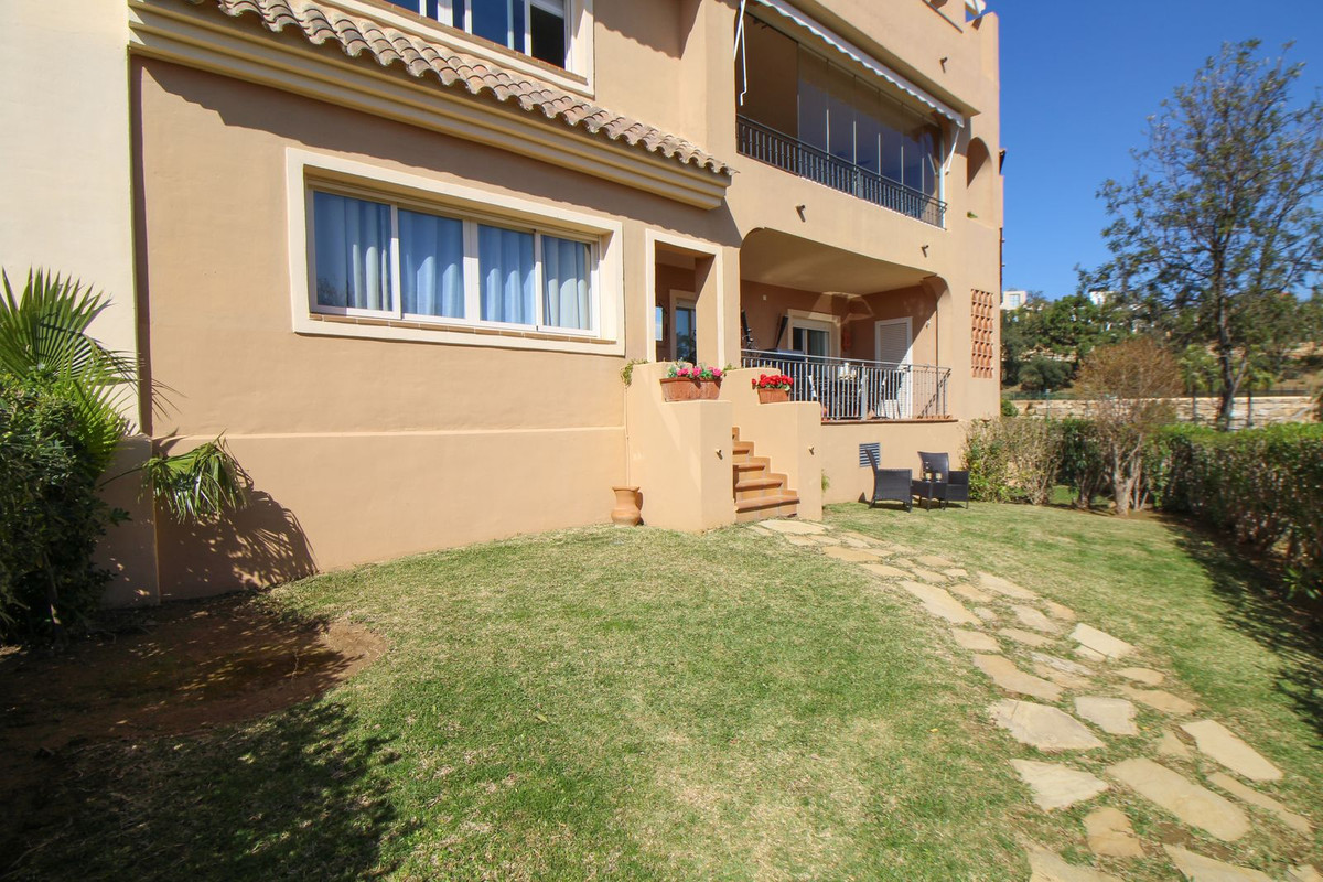 2 Bed, 2 Bath, ApartmentFor Sale, La Mairena, Malaga