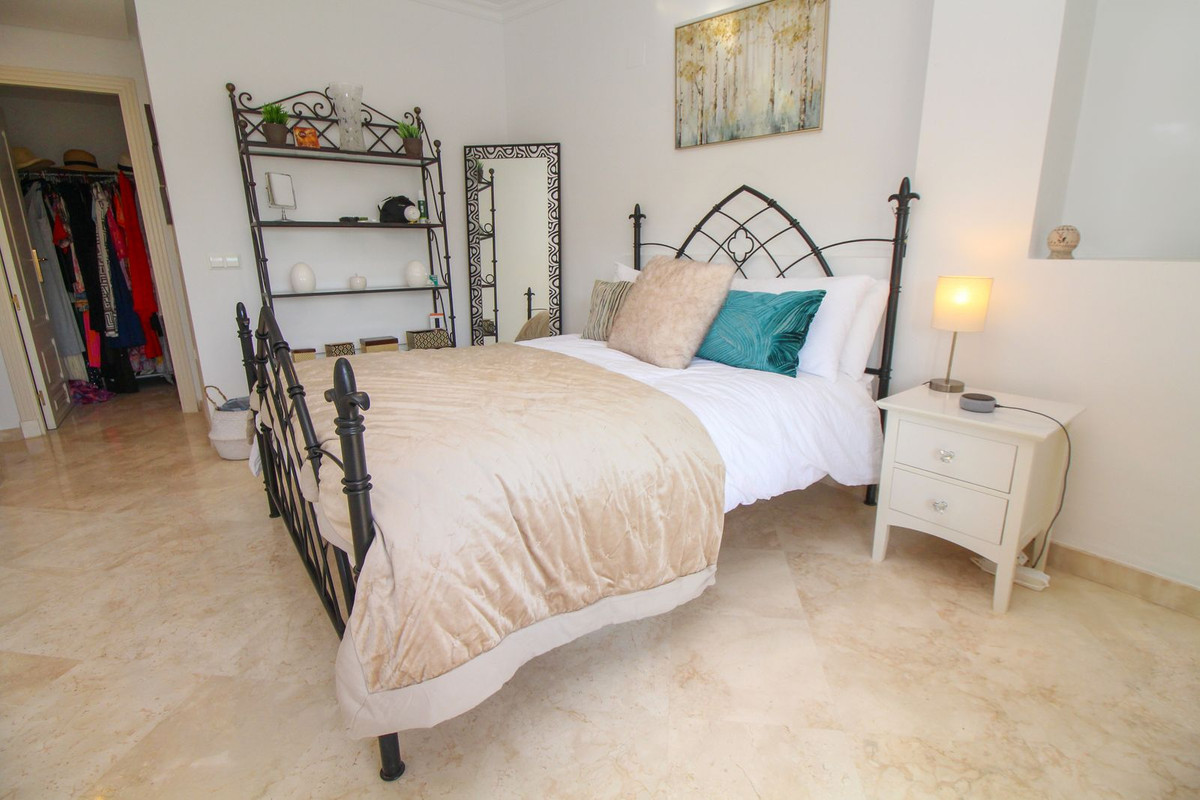 2 Bed, 2 Bath, ApartmentFor Sale, La Mairena, Malaga