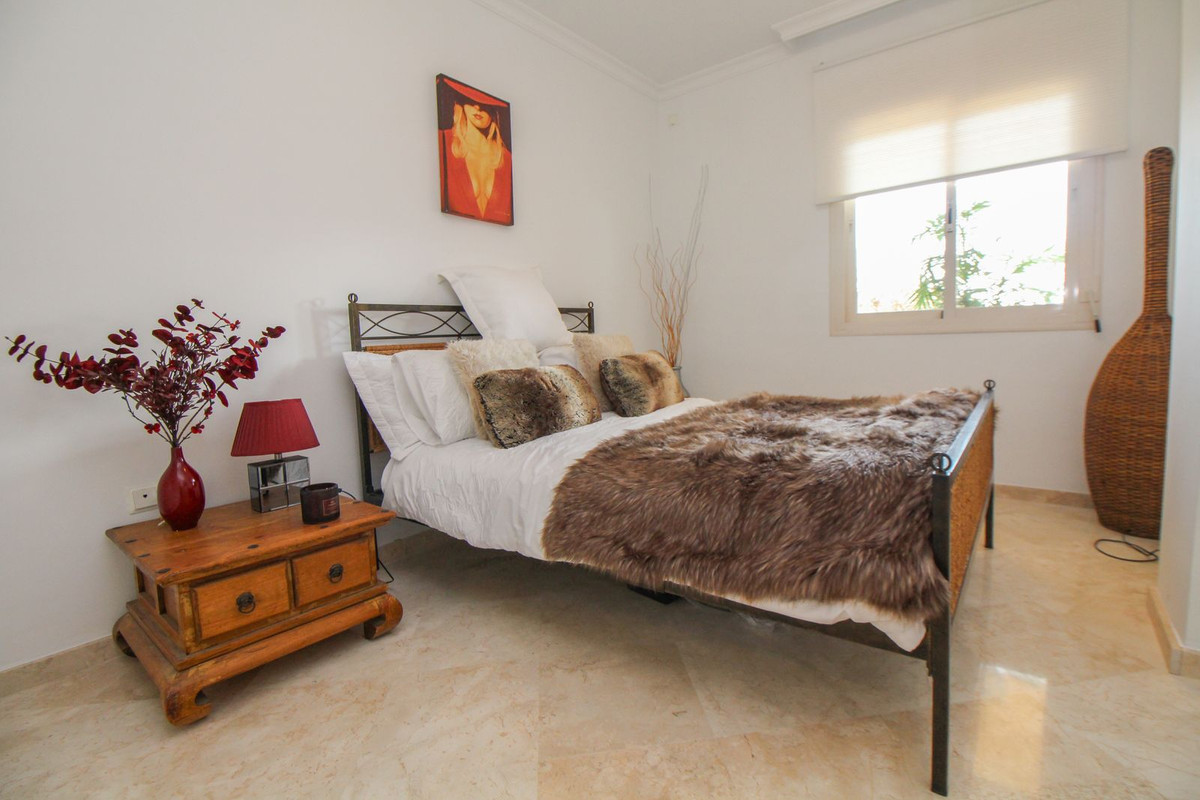 2 Bed, 2 Bath, ApartmentFor Sale, La Mairena, Malaga