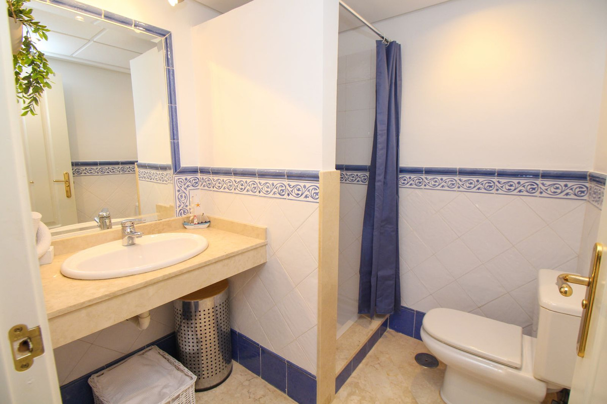 2 Bed, 2 Bath, ApartmentFor Sale, La Mairena, Malaga