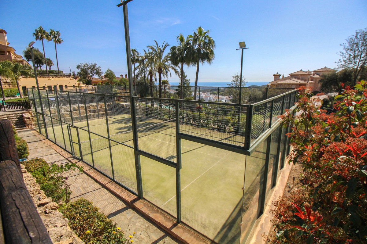 2 Bed, 2 Bath, ApartmentFor Sale, La Mairena, Malaga