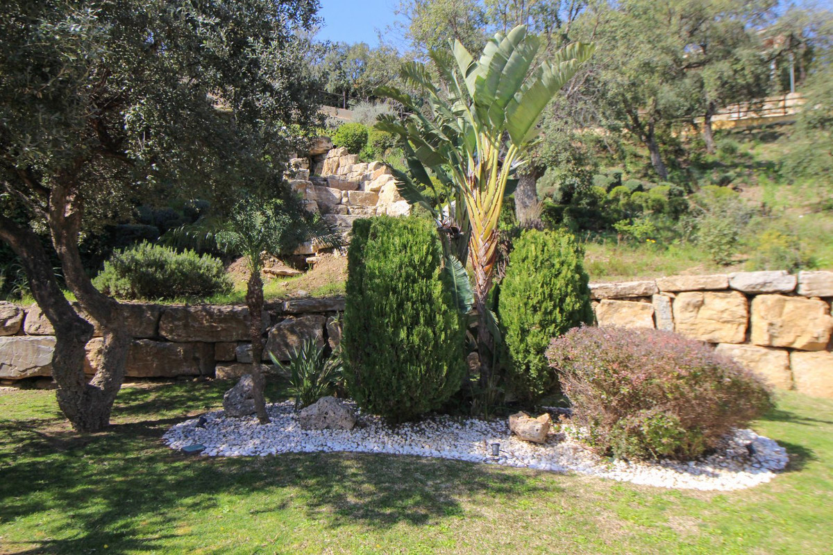 2 Bed, 2 Bath, ApartmentFor Sale, La Mairena, Malaga