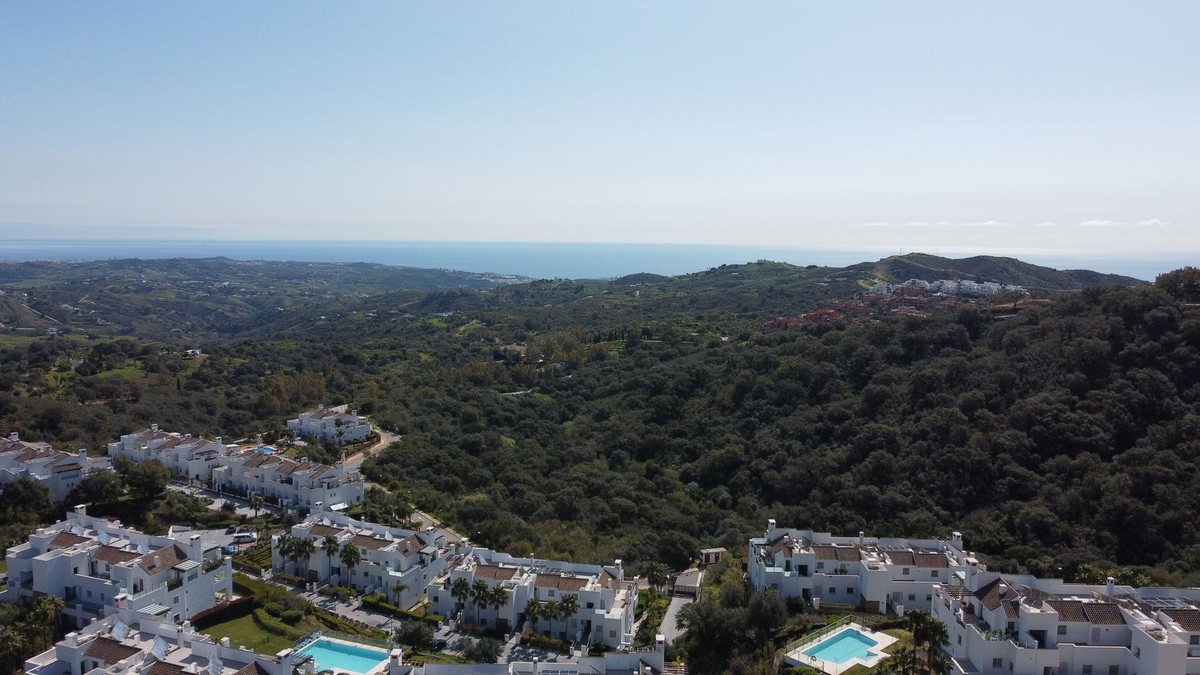 2 Bed, 2 Bath, ApartmentFor Sale, La Mairena, Malaga