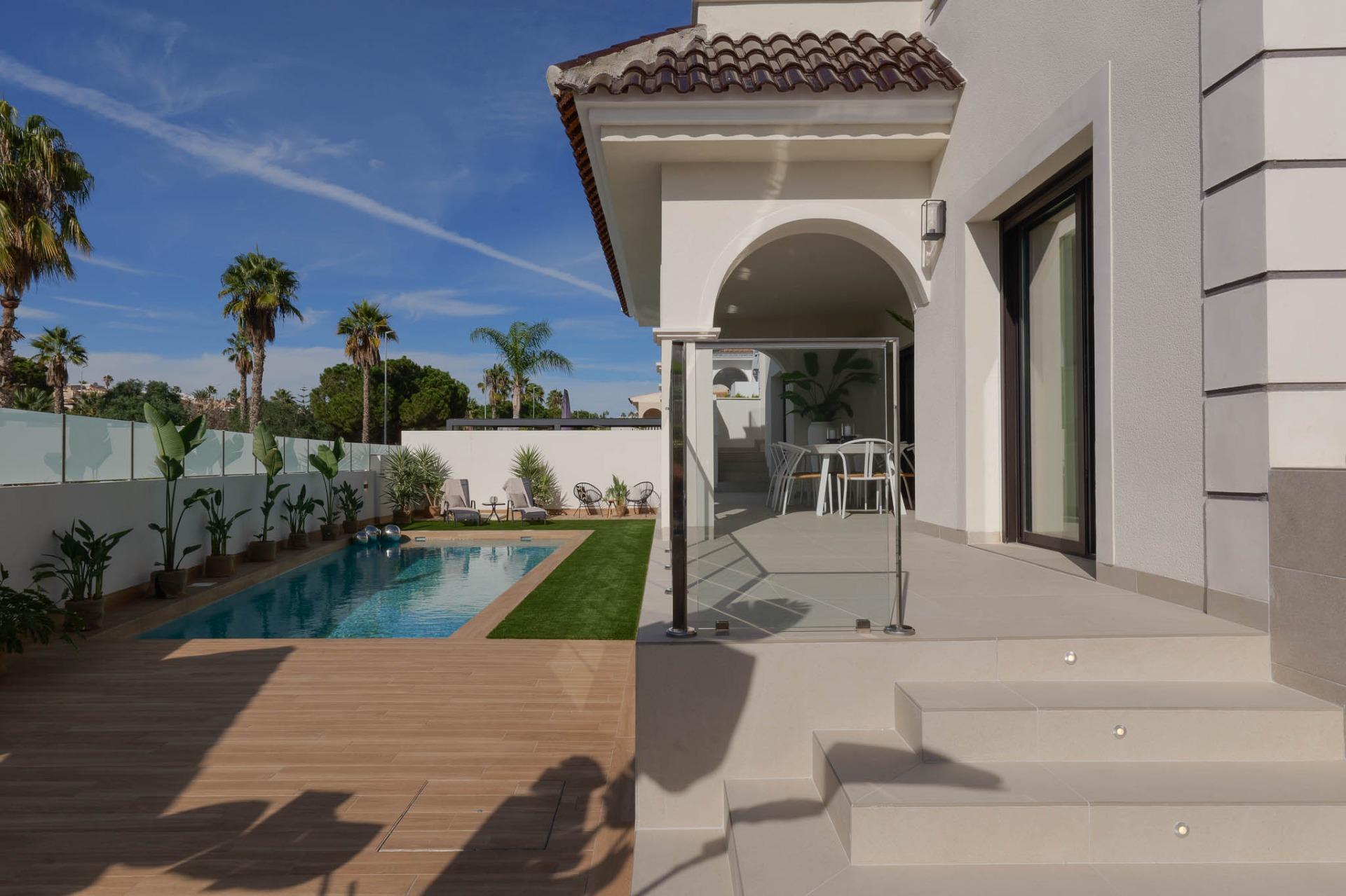 3 Bed, 2 Bath, HouseFor Sale, Rojales, Alicante