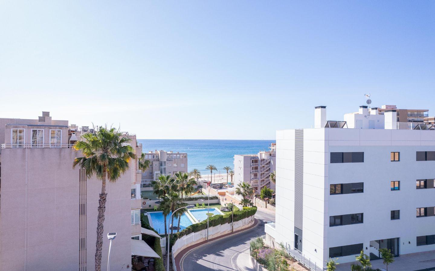 2 Bed, 2 Bath, ApartmentFor Sale, El Campello, Alicante