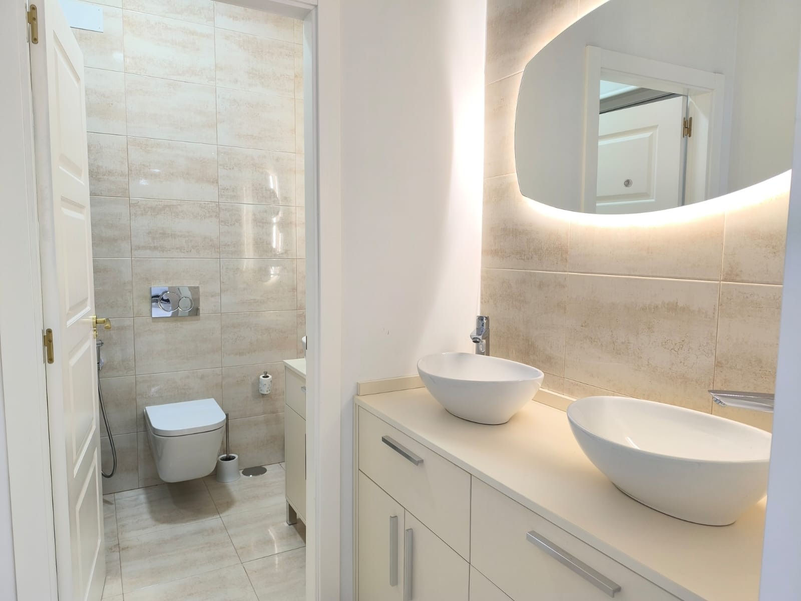 4 Bed, 5 Bath, HouseFor Sale, Pinoso, Alicante