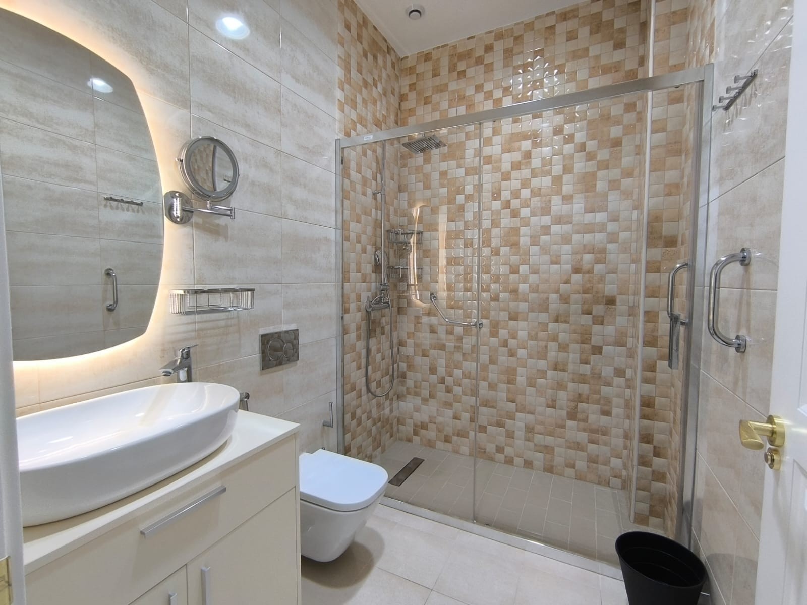 4 Bed, 5 Bath, HouseFor Sale, Pinoso, Alicante