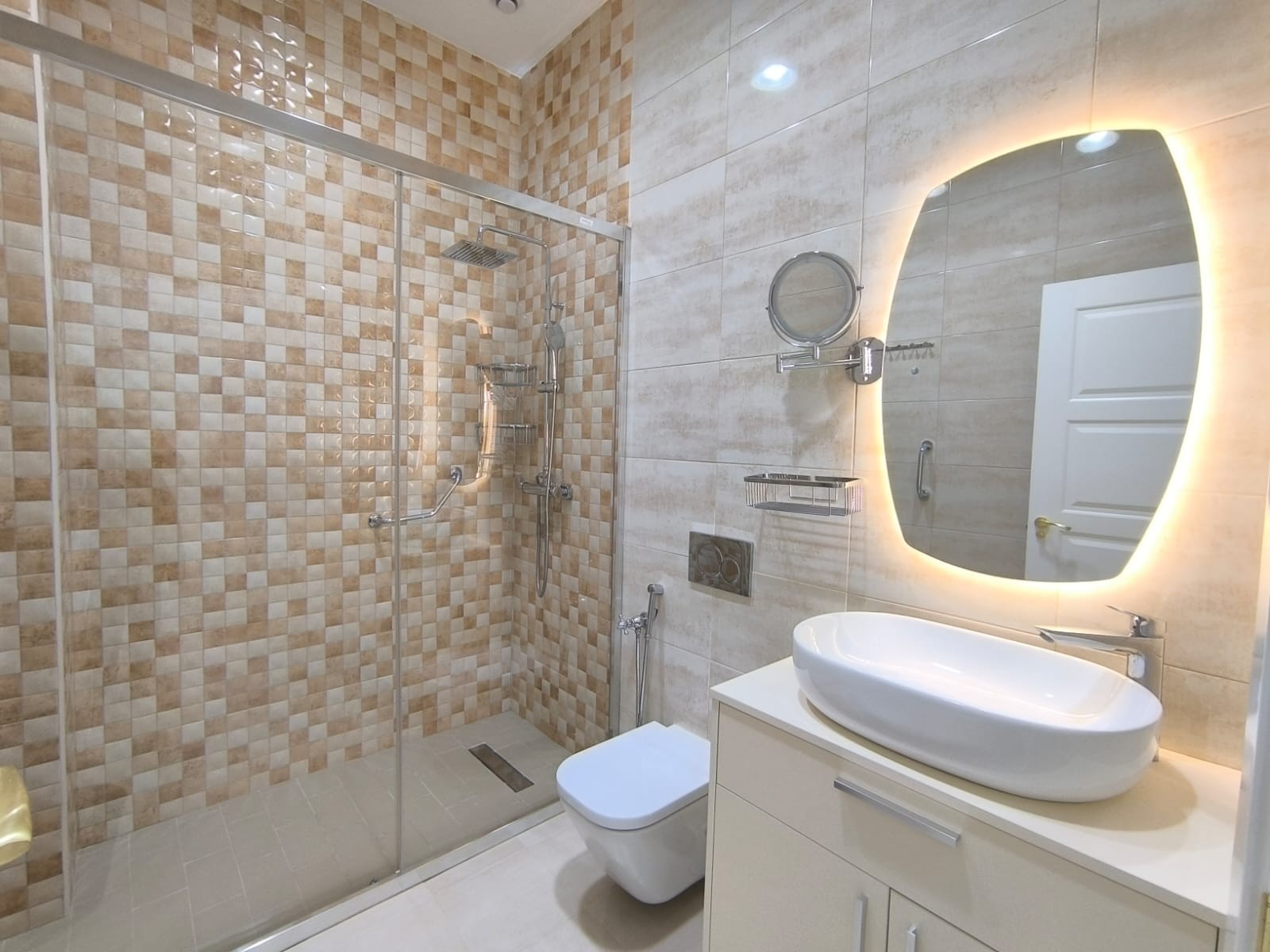 4 Bed, 5 Bath, HouseFor Sale, Pinoso, Alicante