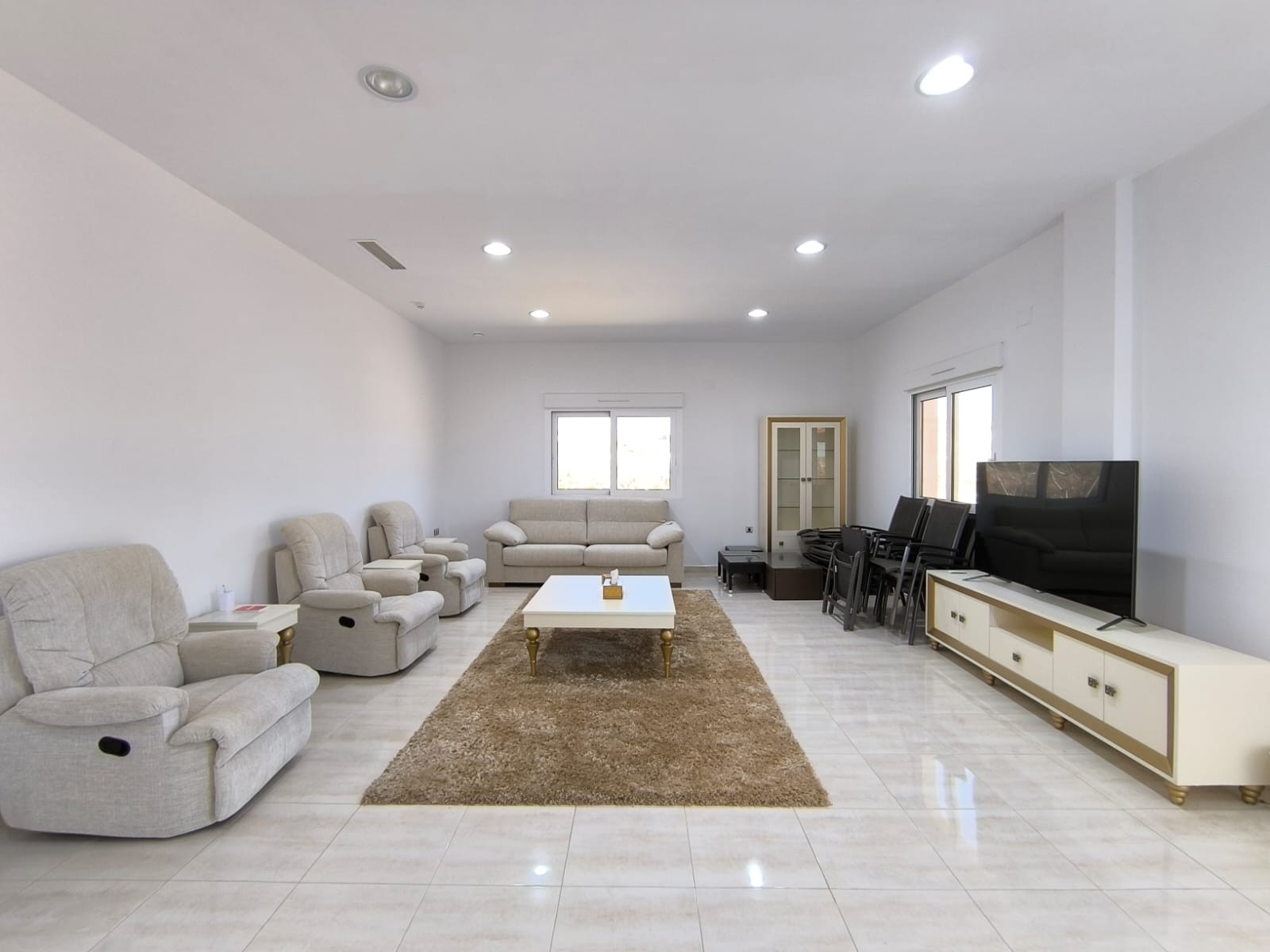 4 Bed, 5 Bath, HouseFor Sale, Pinoso, Alicante