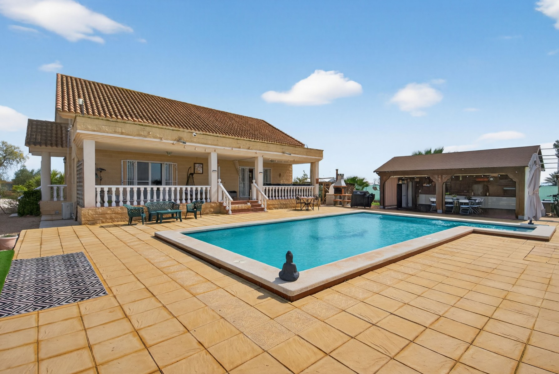 5 Bed, 3 Bath, HouseFor Sale, Crevillent, Alicante