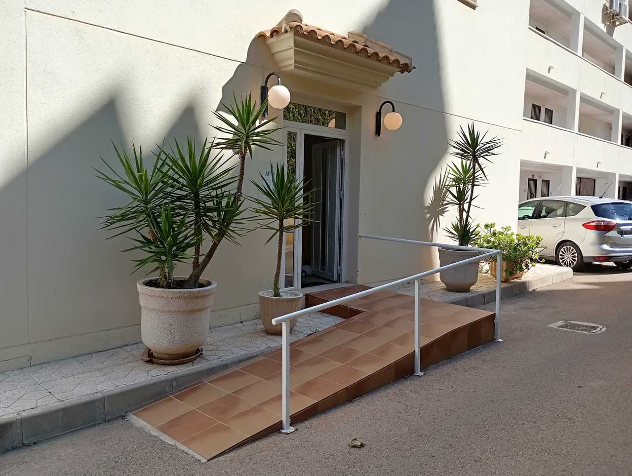 2 Bed, 1 Bath, ApartmentFor Sale, Villamartin, Alicante