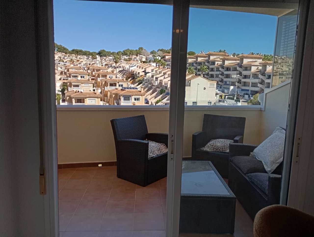 2 Bed, 1 Bath, ApartmentFor Sale, Villamartin, Alicante