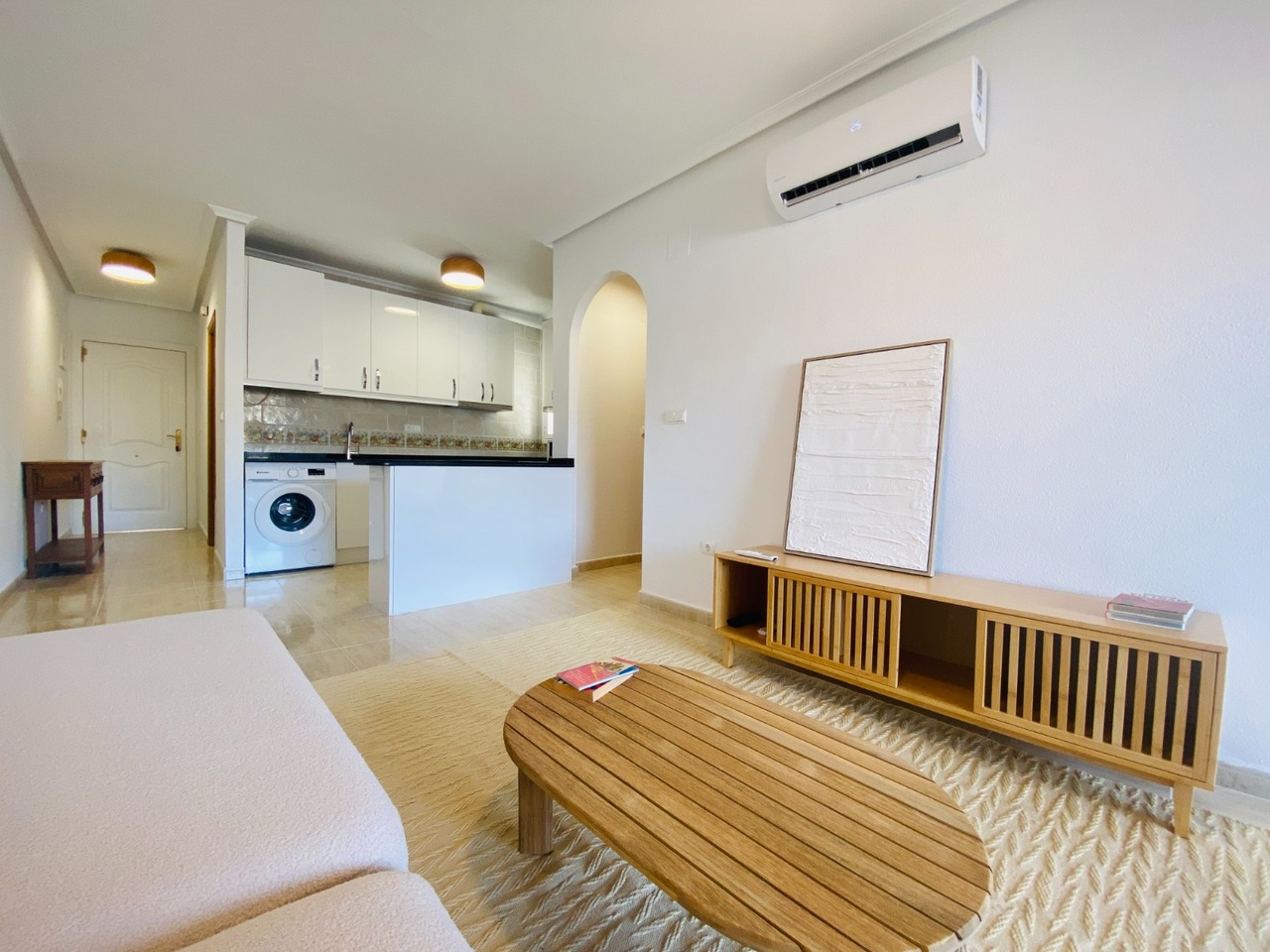 2 Bed, 1 Bath, ApartmentFor Sale, Villamartin, Alicante