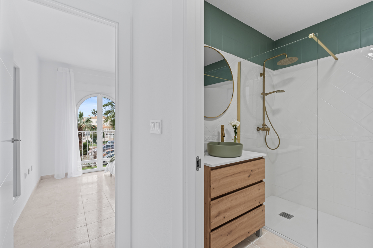 2 Bed, 2 Bath, HouseFor Sale, La Florida, Alicante