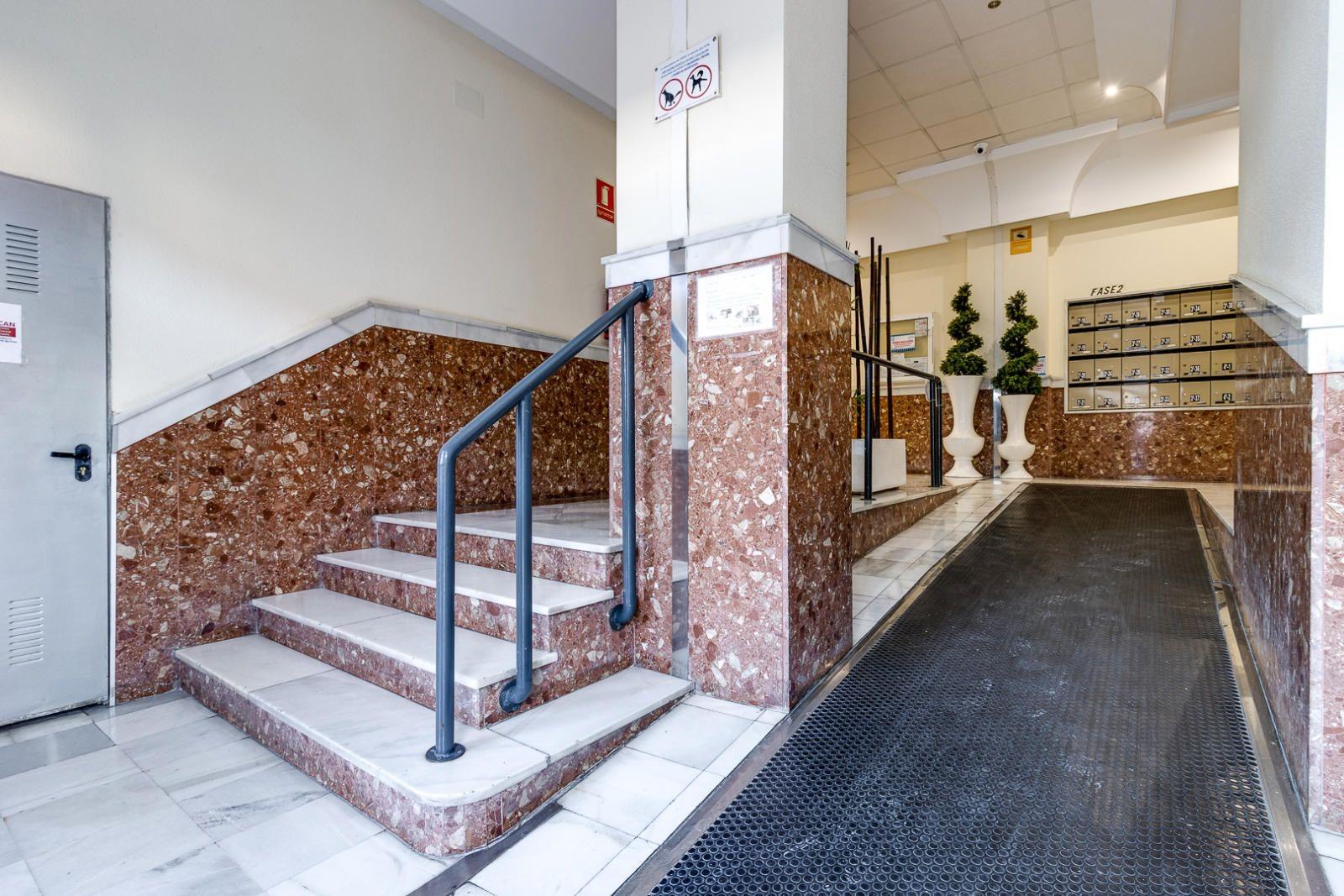 2 Bed, 1 Bath, ApartmentFor Sale, Torrevieja, Alicante