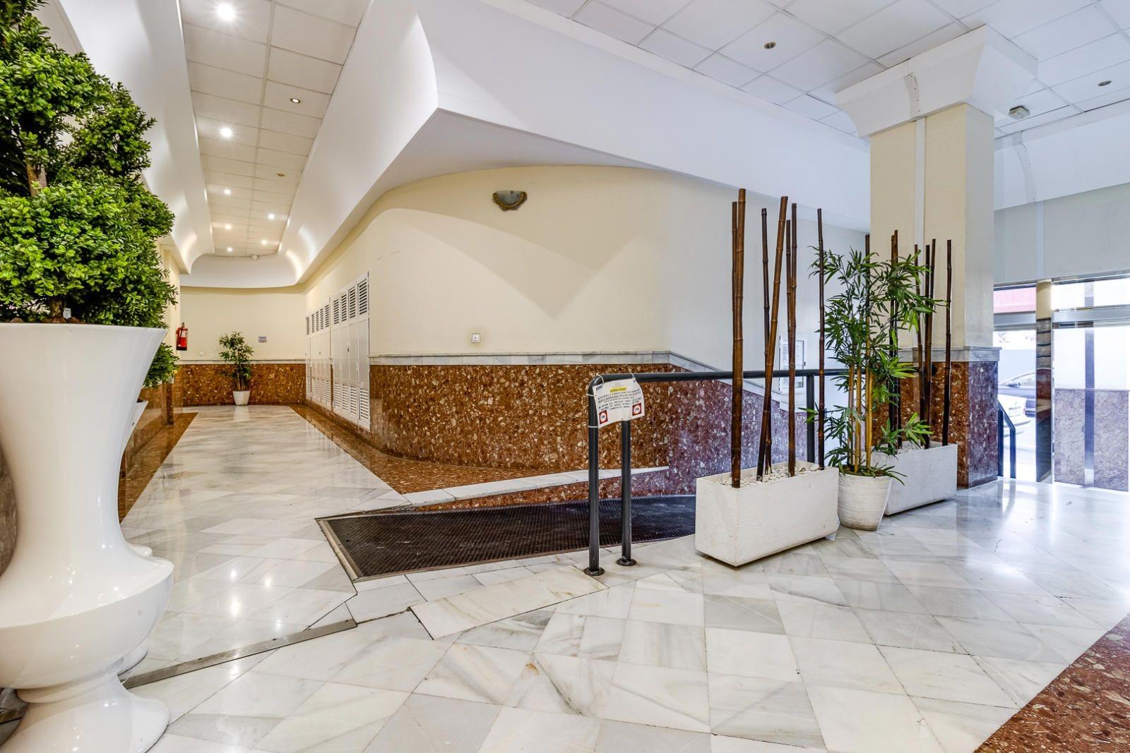 2 Bed, 1 Bath, ApartmentFor Sale, Torrevieja, Alicante