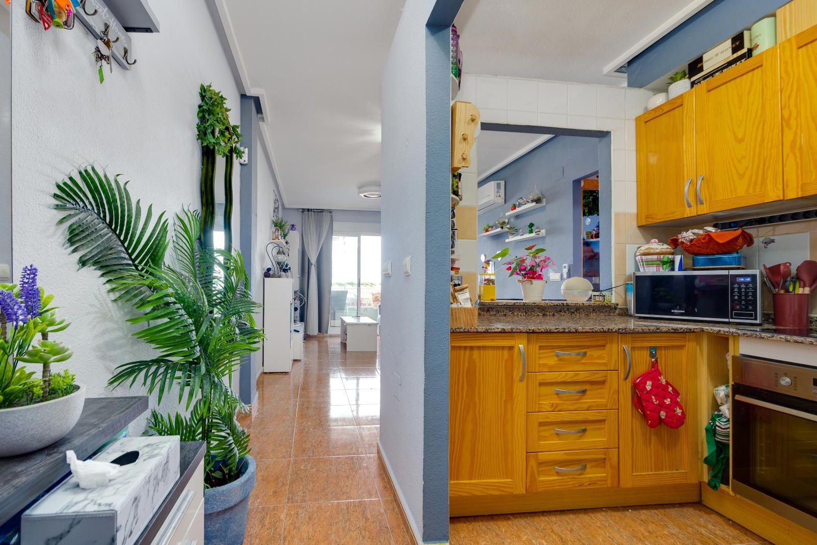 2 Bed, 1 Bath, ApartmentFor Sale, Torrevieja, Alicante