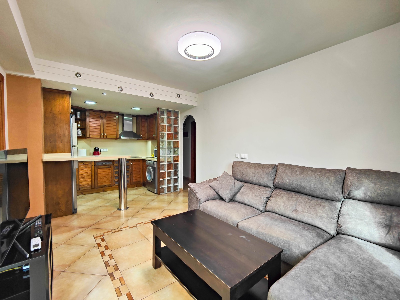 2 Bed, 1 Bath, ApartmentFor Sale, Torrevieja, Alicante