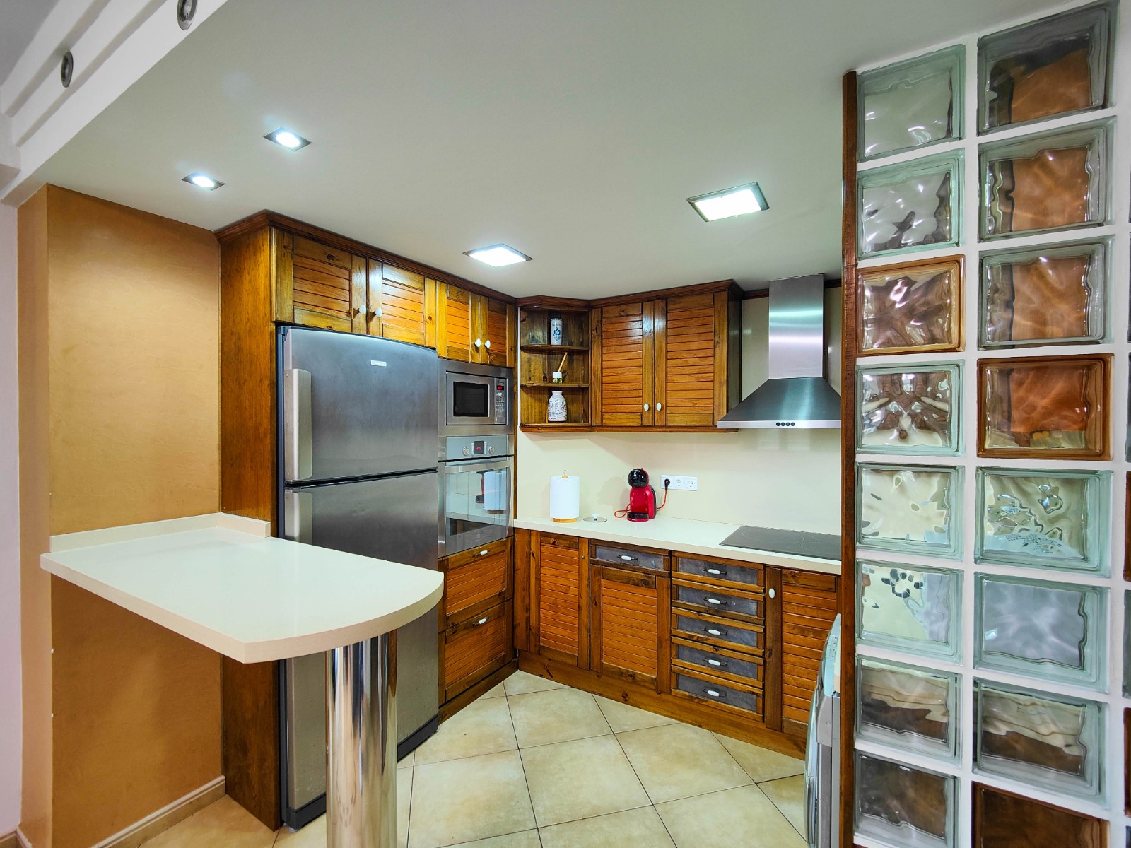 2 Bed, 1 Bath, ApartmentFor Sale, Torrevieja, Alicante