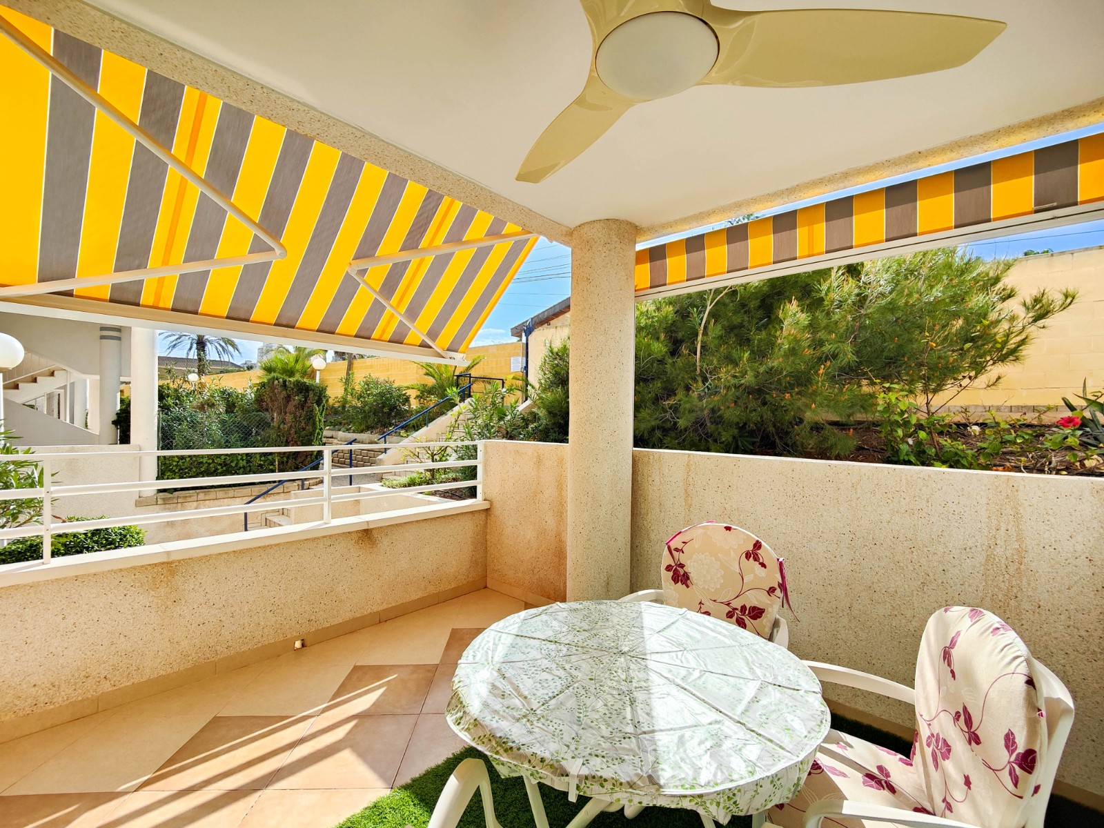 2 Bed, 1 Bath, ApartmentFor Sale, Torrevieja, Alicante