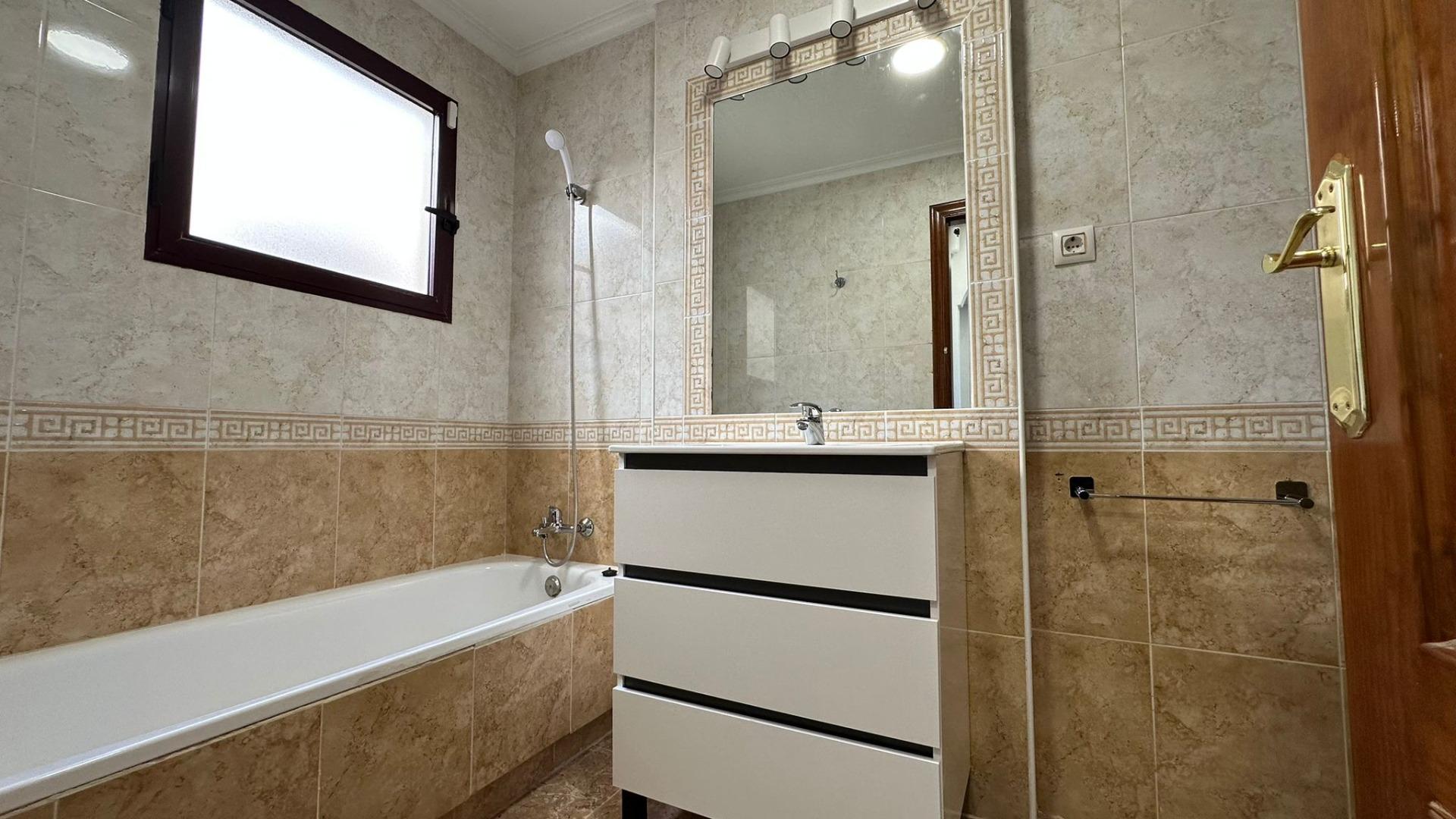 2 Bed, 1 Bath, ApartmentFor Sale, Orihuela Costa, Alicante