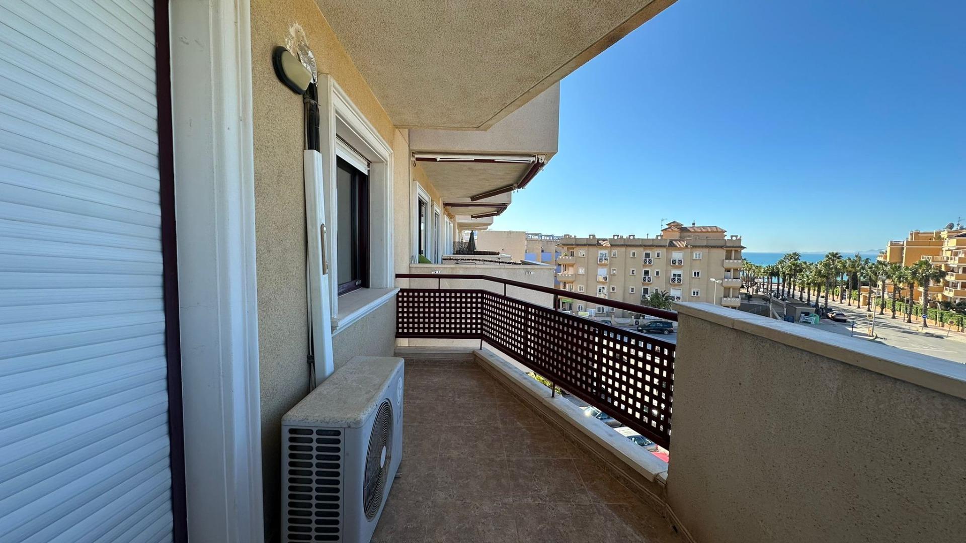 2 Bed, 1 Bath, ApartmentFor Sale, Orihuela Costa, Alicante