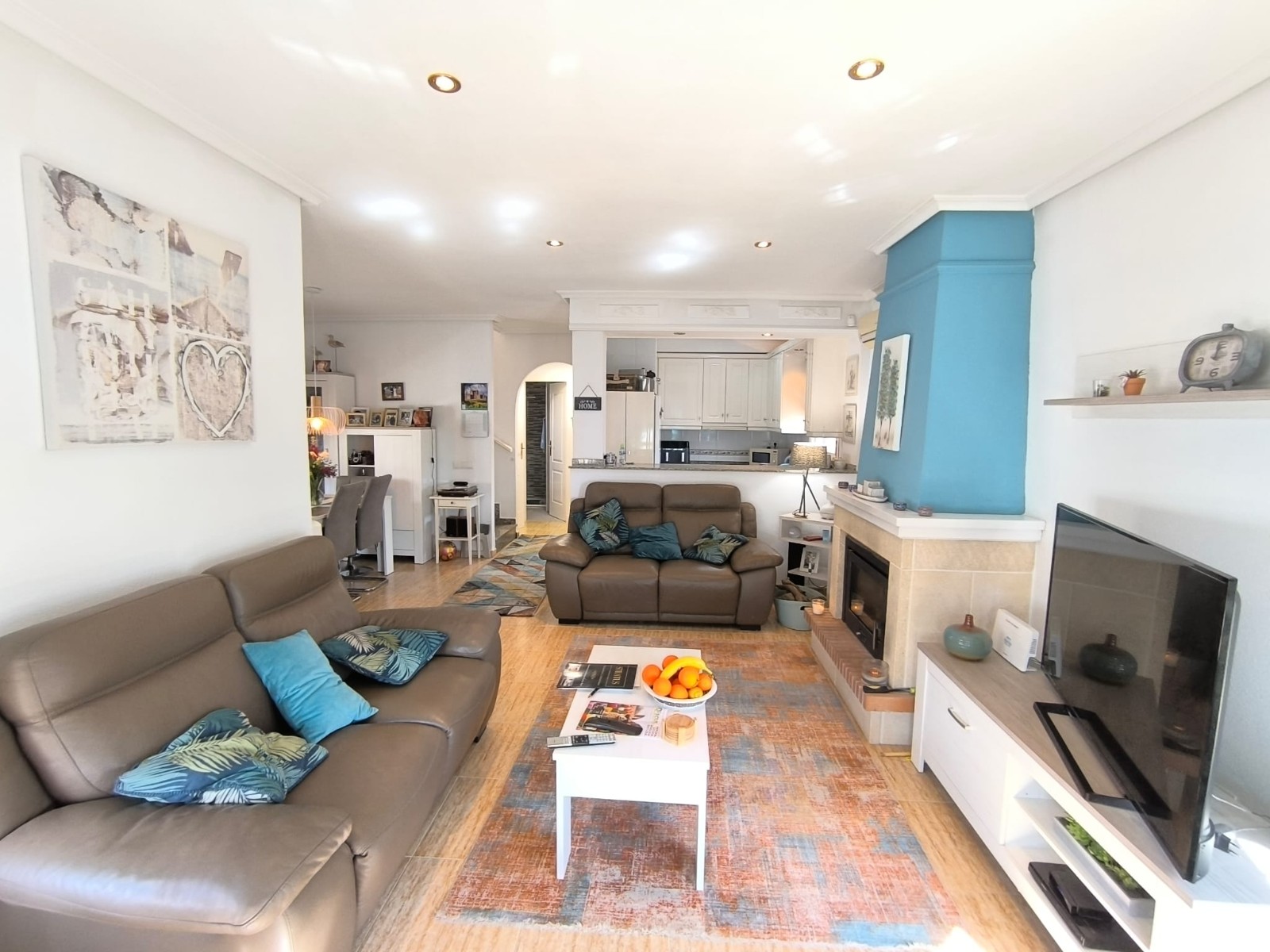 3 Bed, 2 Bath, HouseFor Sale, El Raso, Alicante