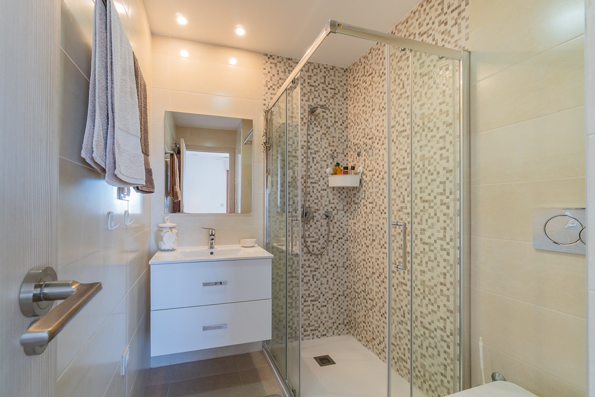 2 Bed, 2 Bath, ApartmentFor Sale, Orihuela Costa, Alicante