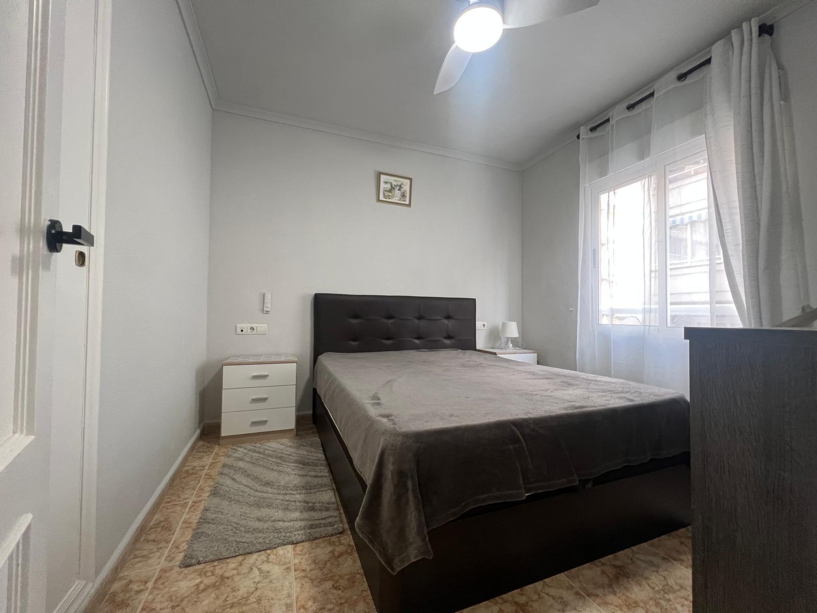 2 Bed, 1 Bath, ApartmentFor Sale, Torrevieja, Alicante