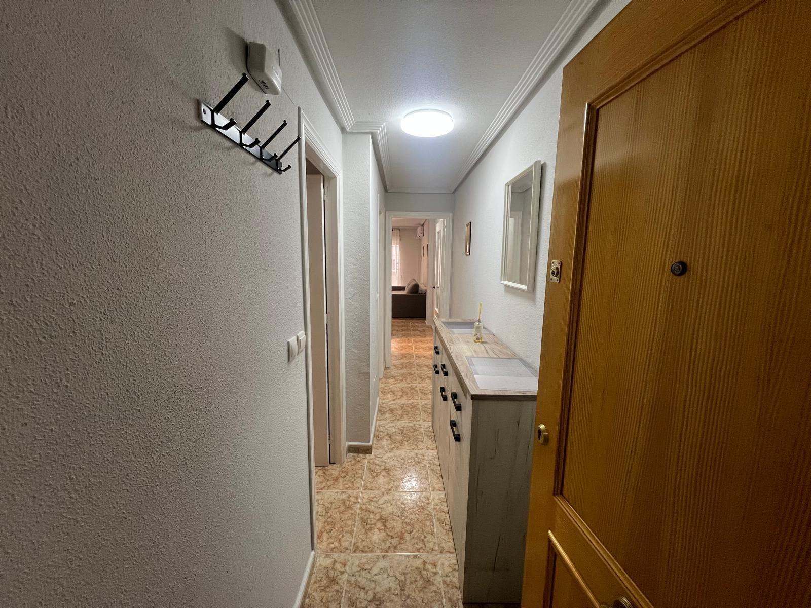 2 Bed, 1 Bath, ApartmentFor Sale, Torrevieja, Alicante