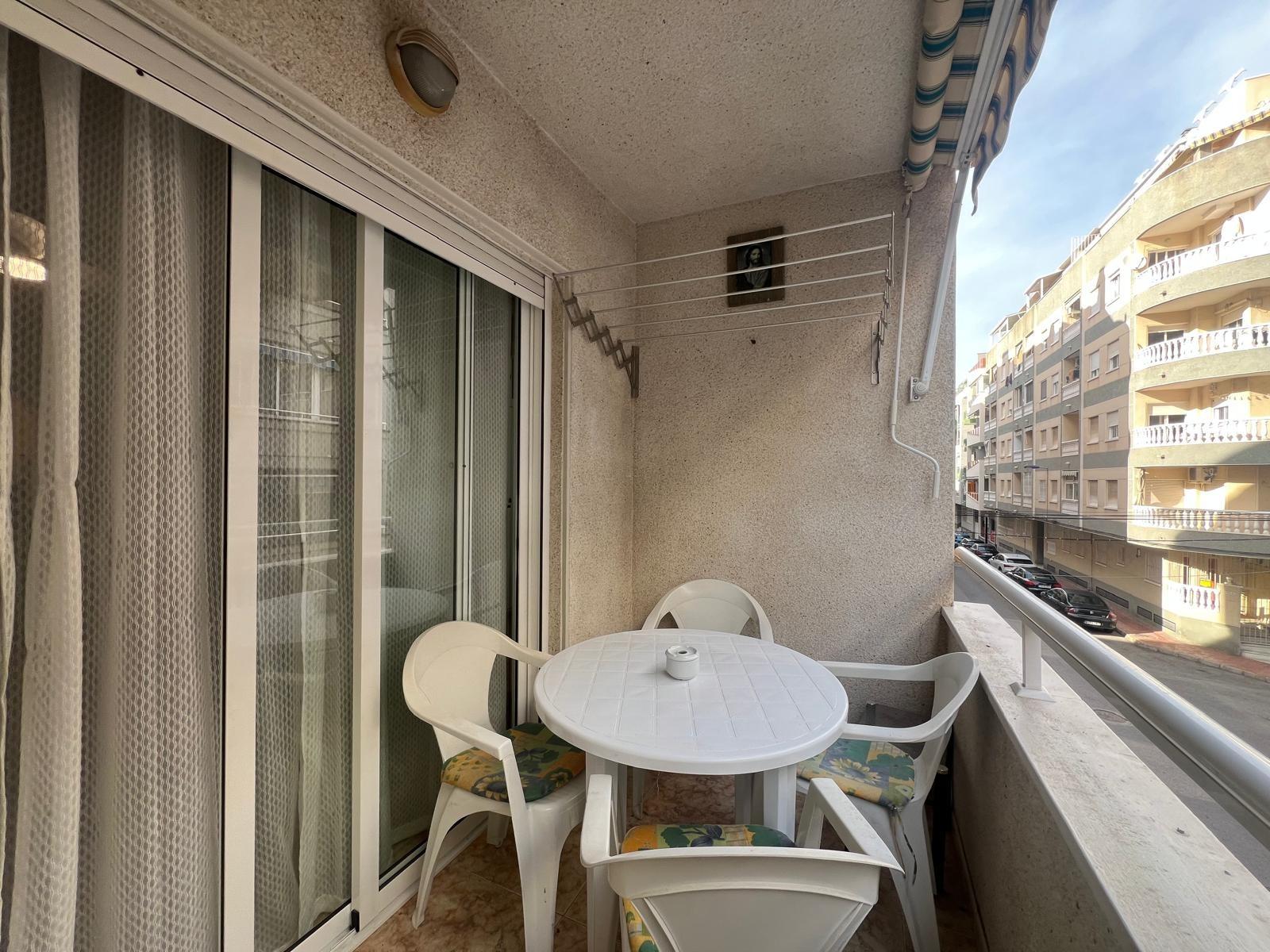 2 Bed, 1 Bath, ApartmentFor Sale, Torrevieja, Alicante