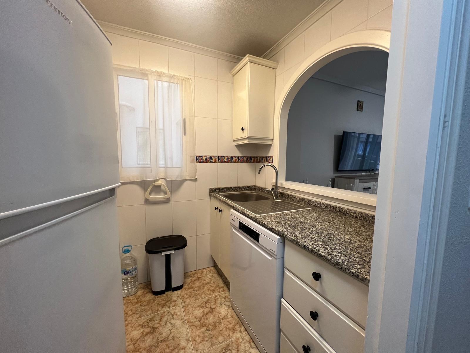 2 Bed, 1 Bath, ApartmentFor Sale, Torrevieja, Alicante