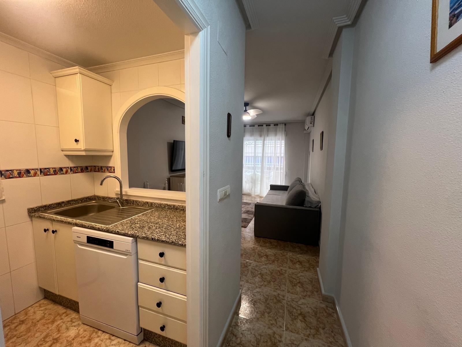 2 Bed, 1 Bath, ApartmentFor Sale, Torrevieja, Alicante