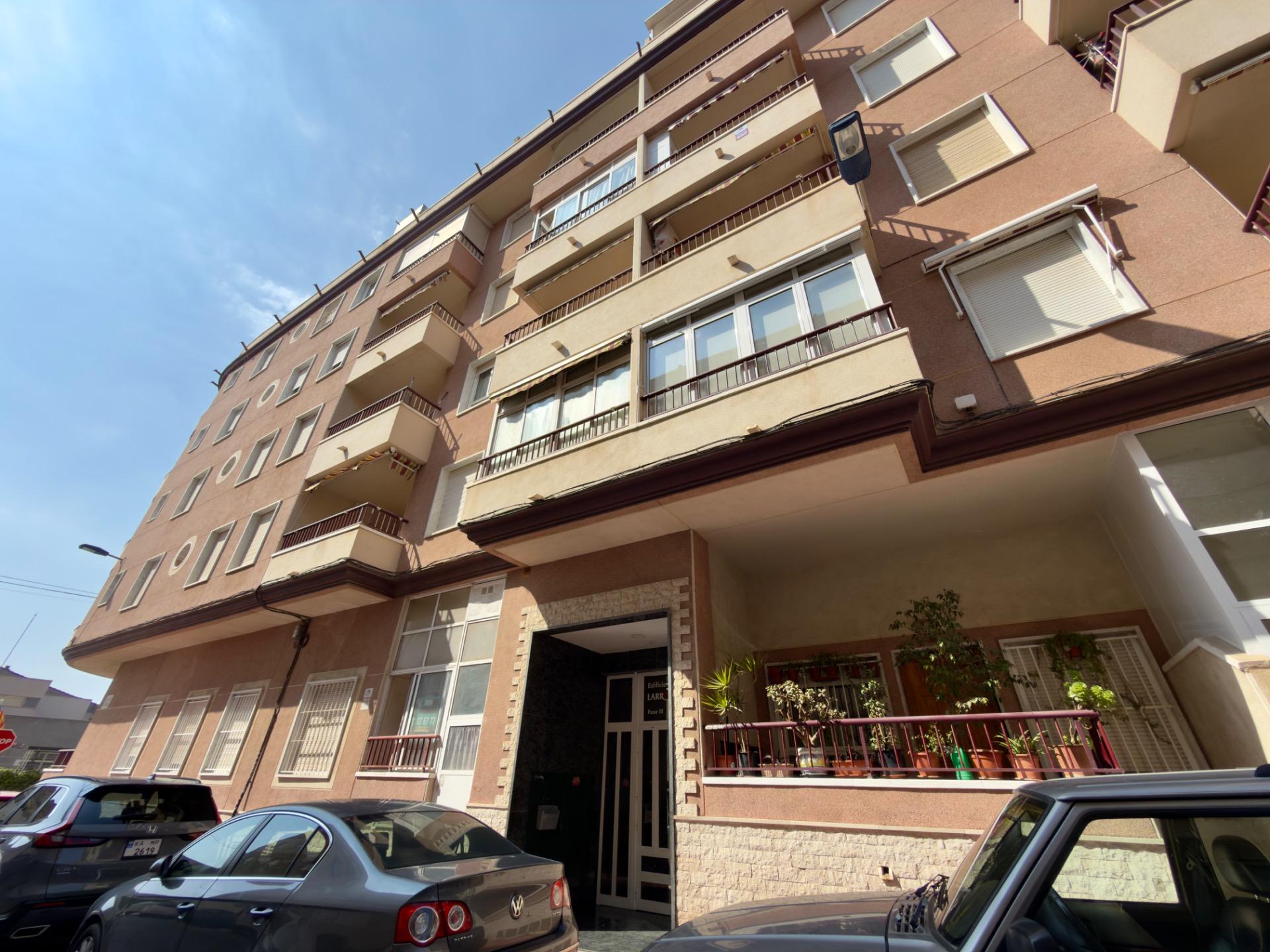 2 Bed, 1 Bath, ApartmentFor Sale, Torrevieja, Alicante