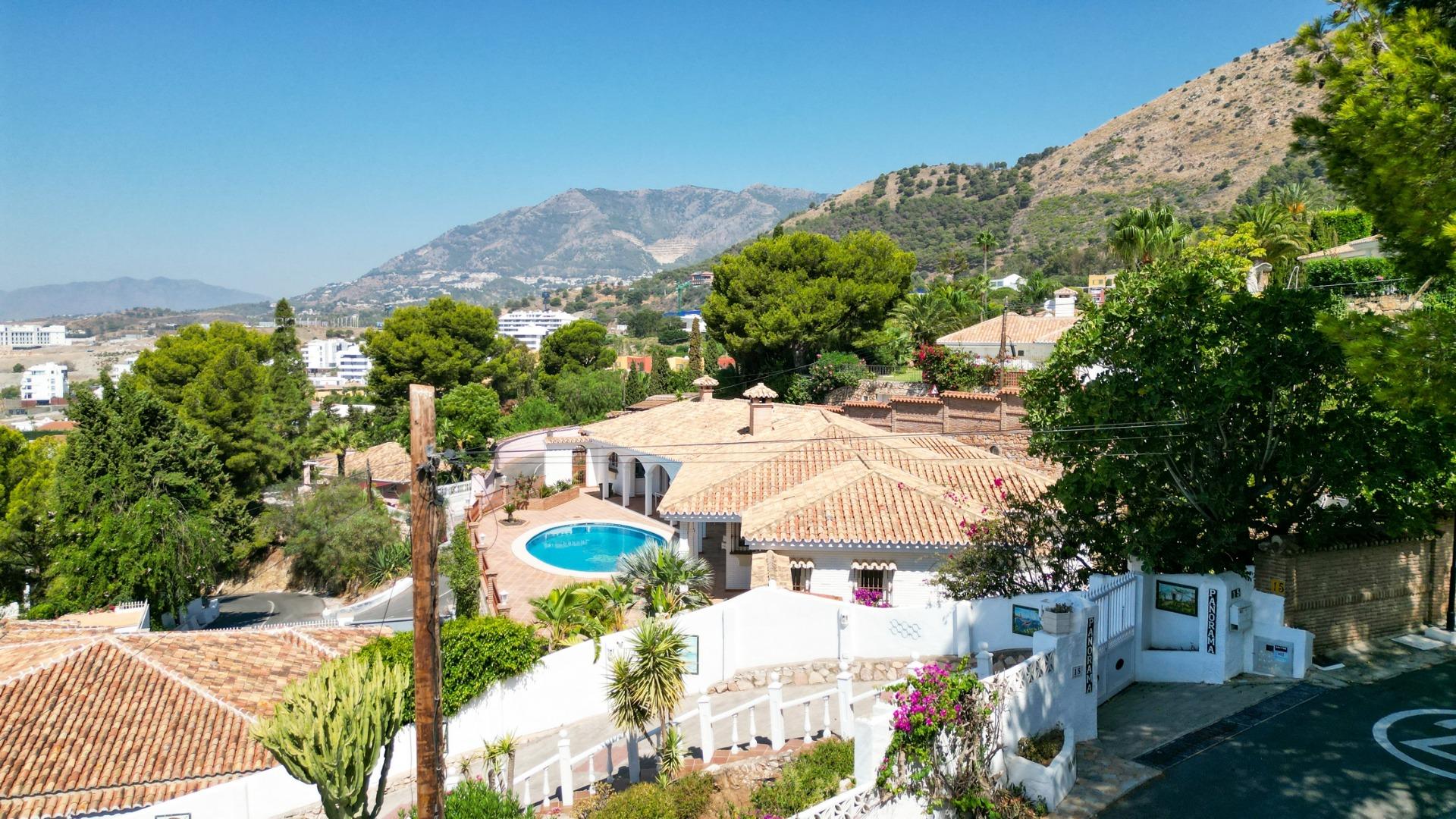 5 Bed, 5 Bath, HouseFor Sale, Benalmadena, Malaga