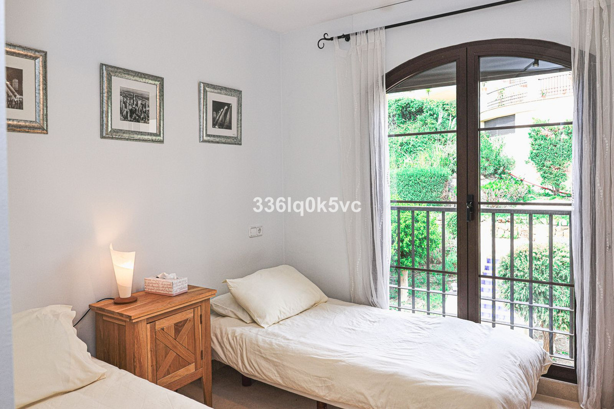 5 Bed, 4 Bath, ApartmentFor Sale, Benahavis, Malaga