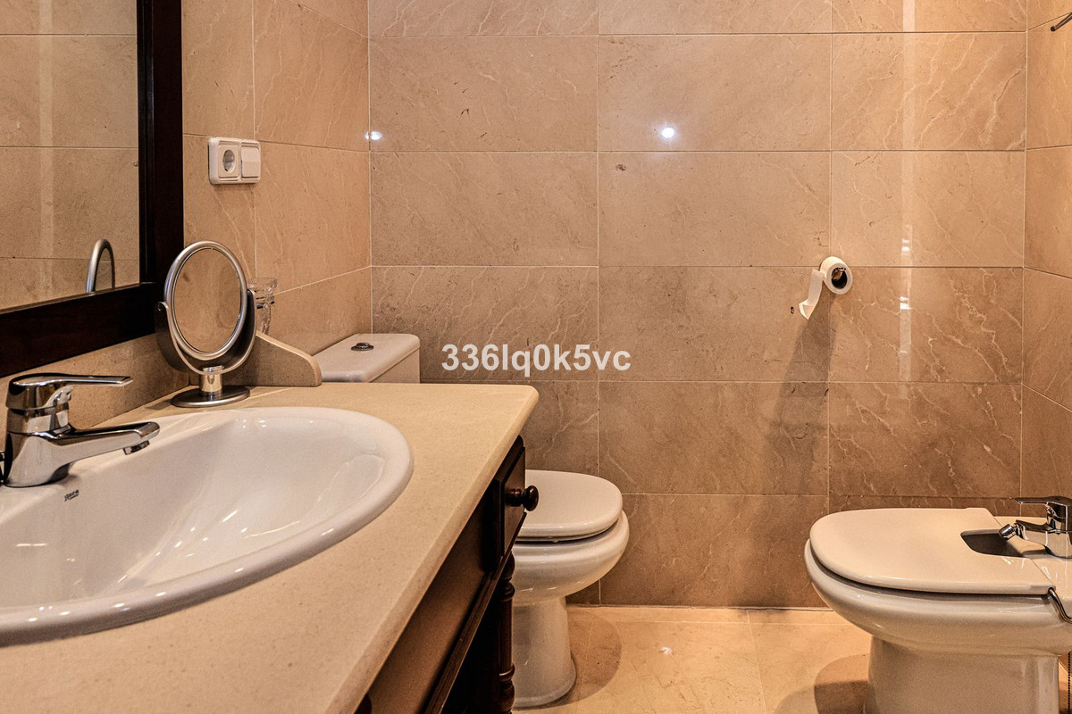 5 Bed, 4 Bath, ApartmentFor Sale, Benahavis, Malaga