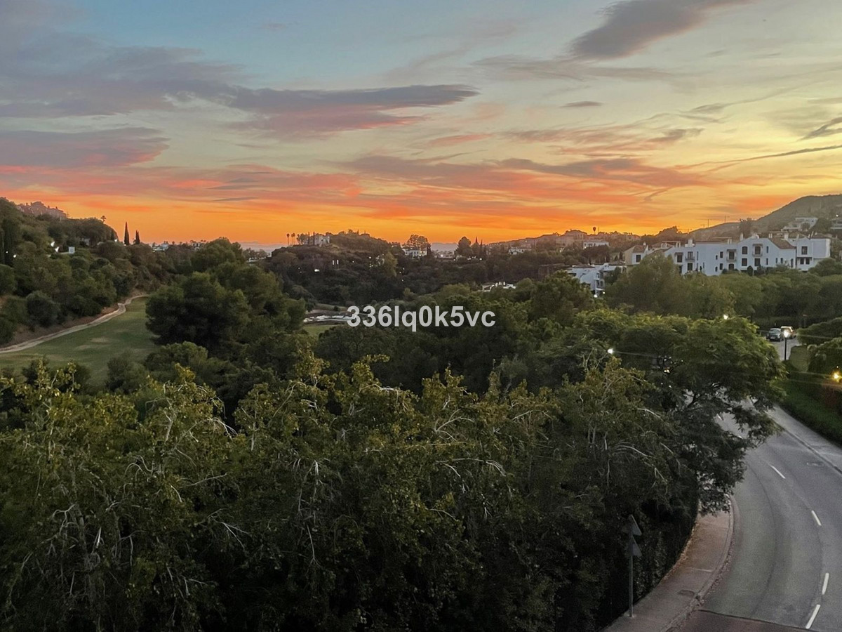 5 Bed, 4 Bath, ApartmentFor Sale, Benahavis, Malaga