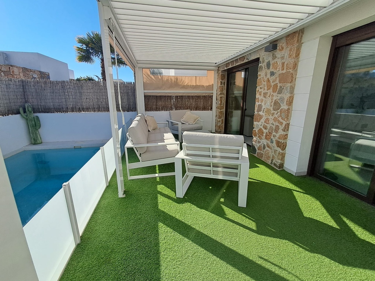 3 Bed, 2 Bath, HouseFor Sale, Villamartin, Alicante