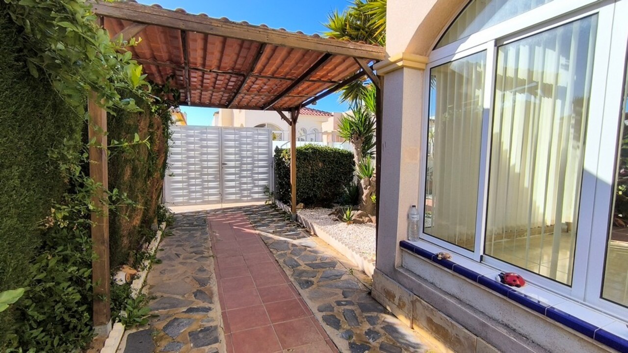 3 Bed, 2 Bath, HouseFor Sale, Algorfa Lo Crispin, Alicante
