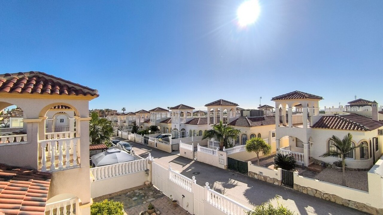 3 Bed, 2 Bath, HouseFor Sale, Algorfa Lo Crispin, Alicante