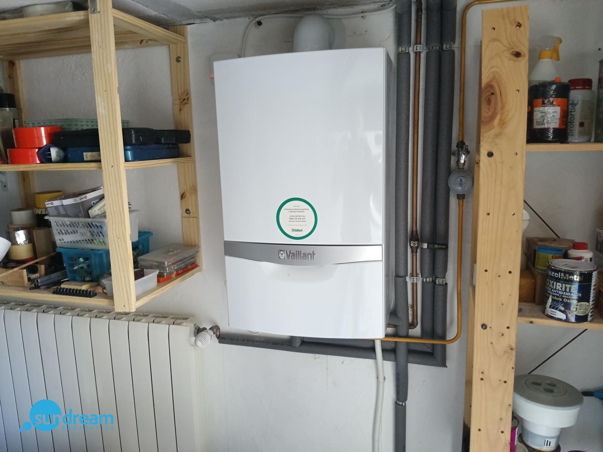 4 Bed, 2 Bath, HouseFor Sale, Abanilla, Murcia