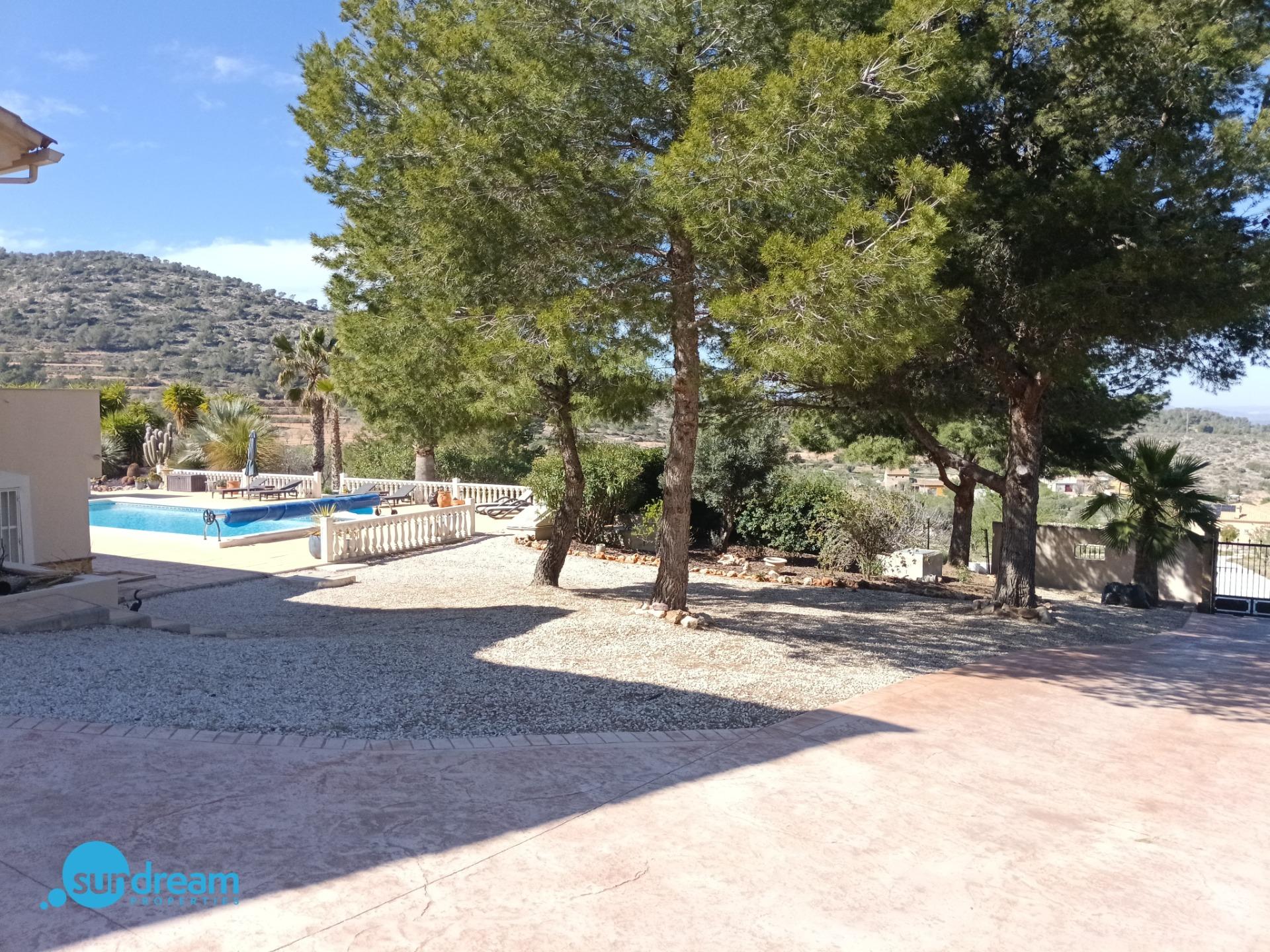 4 Bed, 2 Bath, HouseFor Sale, Abanilla, Murcia