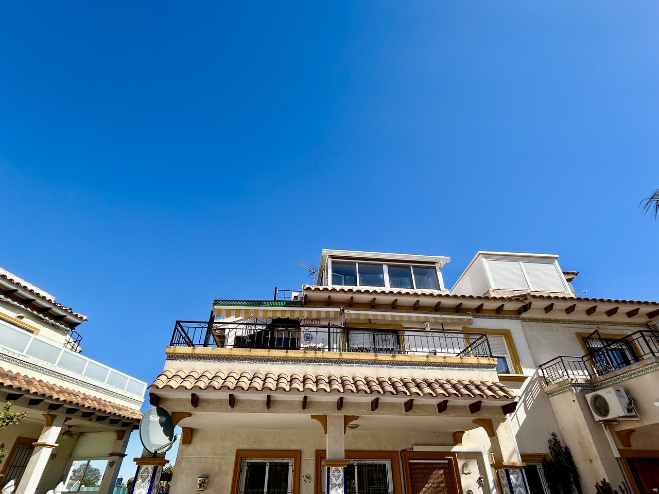 2 Bed, 1 Bath, ApartmentFor Sale, Punta Prima, Alicante