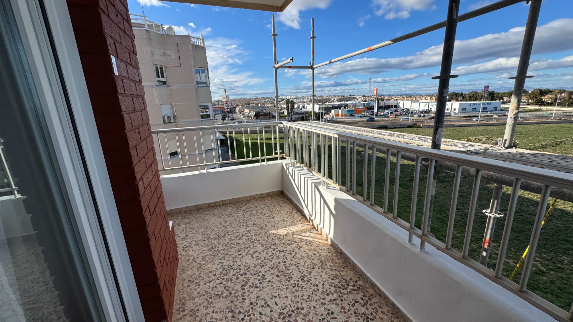 2 Bed, 1 Bath, ApartmentFor Sale, Torrevieja, Alicante