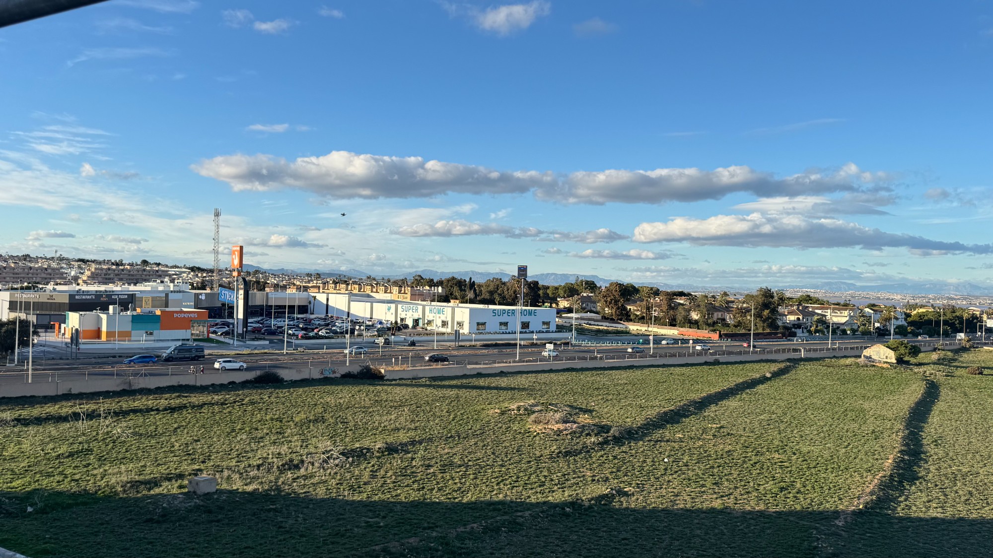 2 Bed, 1 Bath, ApartmentFor Sale, Torrevieja, Alicante